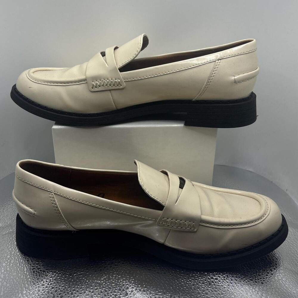 Zodiac Cream Leather Loafers Women’s Size 9 Beige Slip On Dress Shoes - Picture 3 of 8